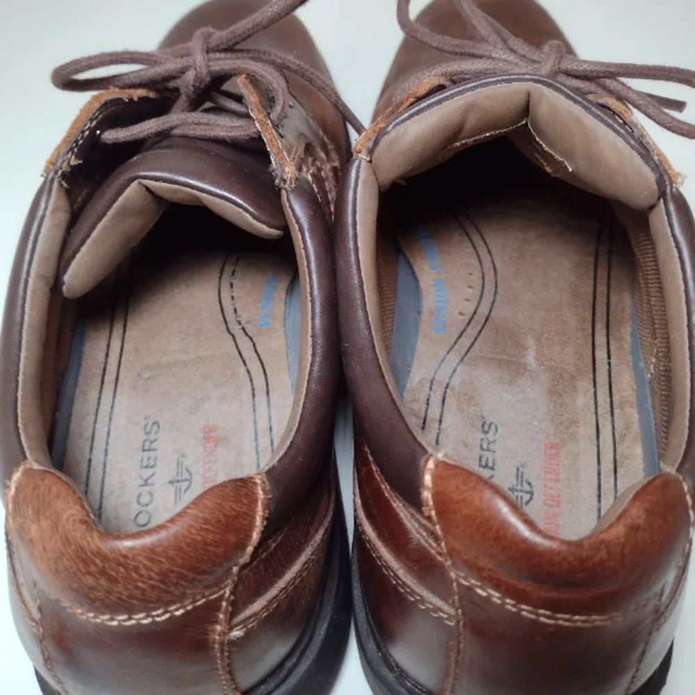 Dockers Men's Stain Defender Classic Brown Leather Men's Shoes Size (9.5) M